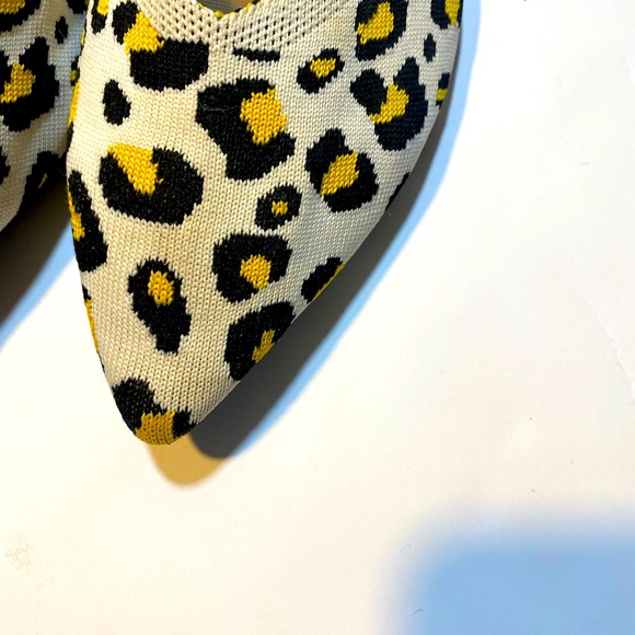 Jet’Accompaigne Toujours Neon Yellow Cheetah/Leopard Print Knit Shoes 8.5-9 - Picture 11 of 12